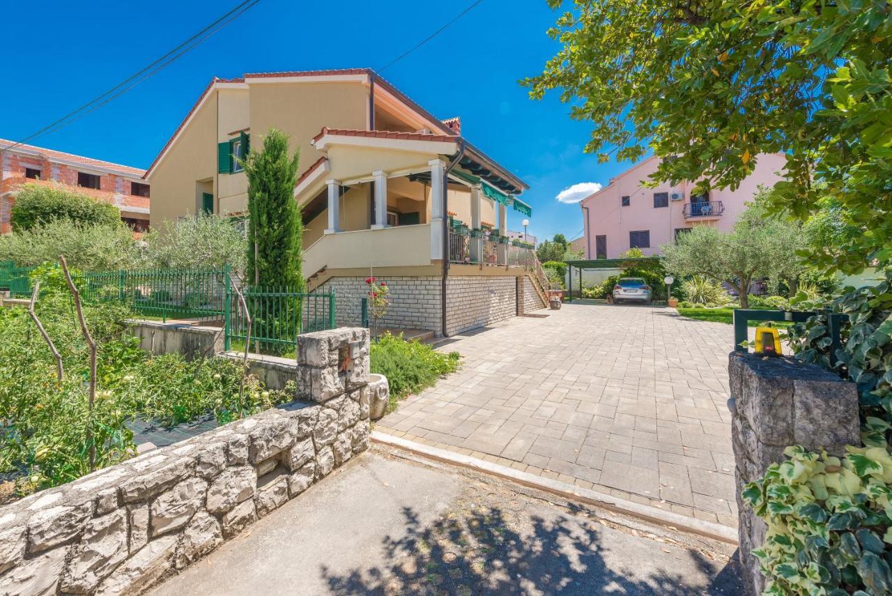 Villa Lux Nina With Six Bedrooms, Private Pool, Sauna Zadar Dış mekan fotoğraf