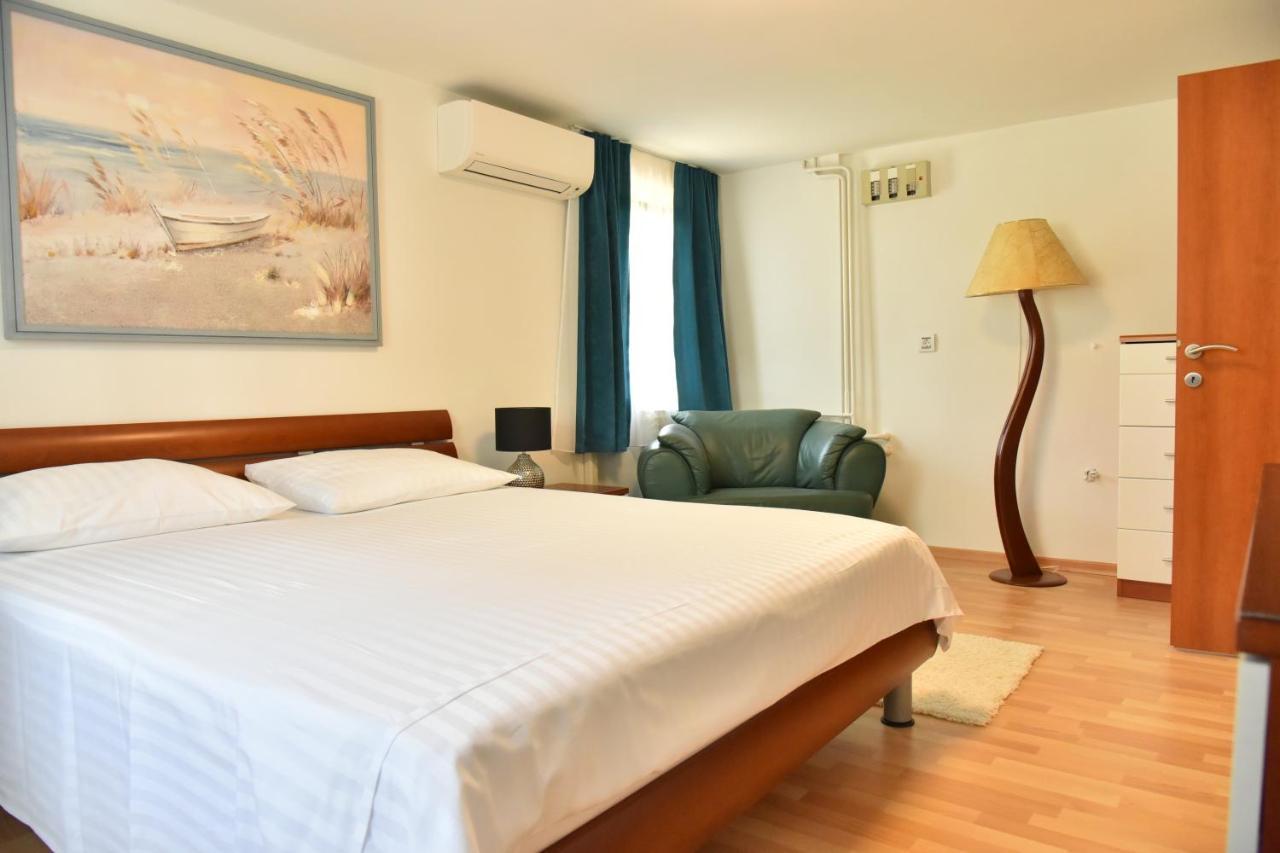 Villa Lux Nina With Six Bedrooms, Private Pool, Sauna Zadar Dış mekan fotoğraf